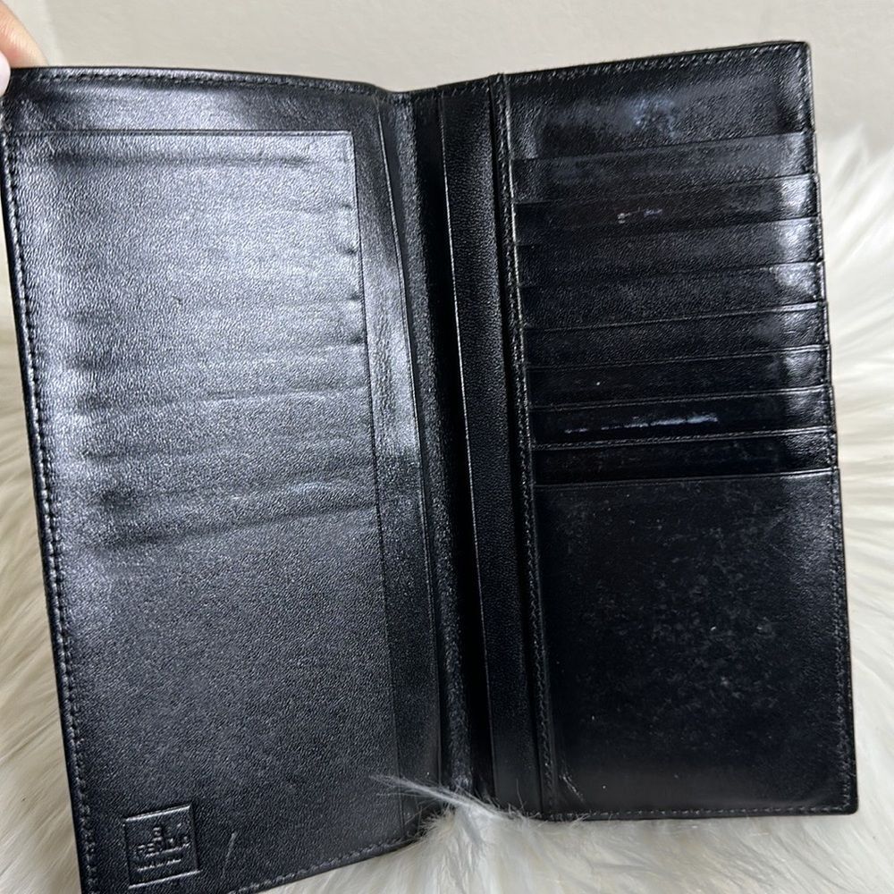 COPY - 💯Authentic Fendi Bifold Long Wallet 🍀 - Picture 7 of 12